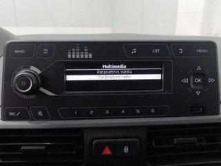 Peugeot Partner Furgon BlueHDi 100 S&S Pro Standard 600kg 73 kW (98 CV)