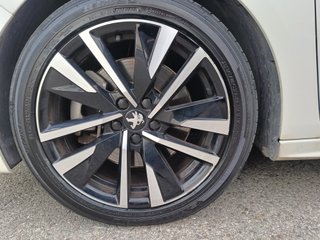 Peugeot 508 SW GT HYBRID 225 EAT8