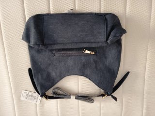 Bolso de mujer marrón y rojo