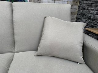 Sofá Cama Beige 210cm + Cojines