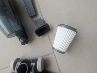 Aspiradora de mano con cable
