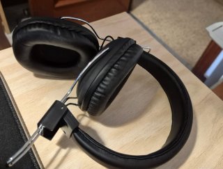 Auriculares Inalámbricos con micrófono integrado.