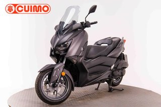 YAMAHA XMAX 125