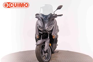 YAMAHA XMAX 125