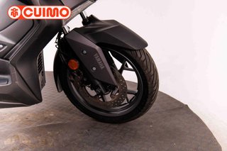 YAMAHA XMAX 125