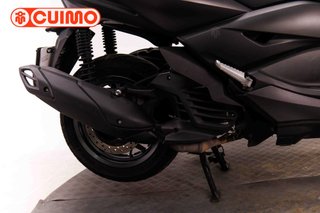 YAMAHA XMAX 125