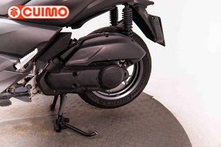 YAMAHA XMAX 125