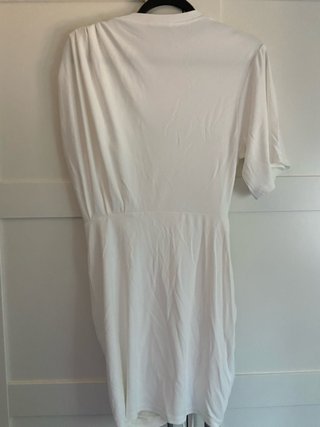 Vestido corto blanco Zara asimétrico