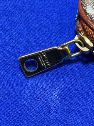Monedero DKNY Beige y Marrón