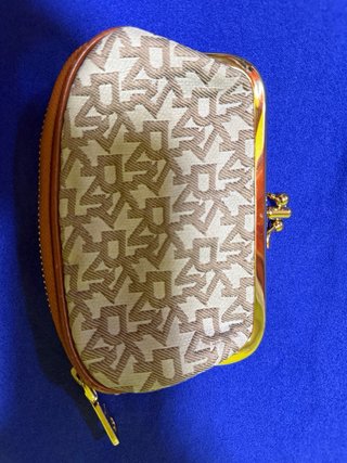 Monedero DKNY Beige y Marrón