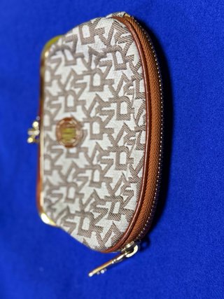 Monedero DKNY Beige y Marrón
