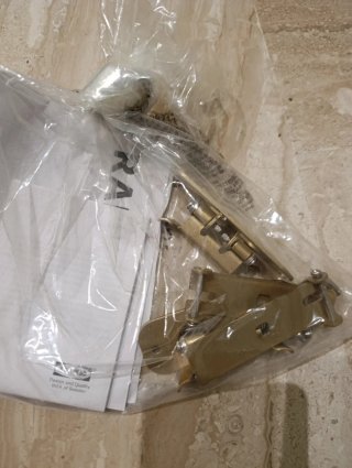 Lámpara Flexo Ikea Blanca y Dorada
