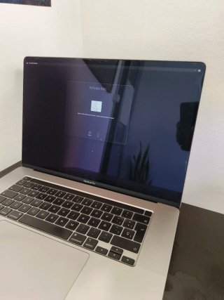 MacBook Pro i9, modello 2019