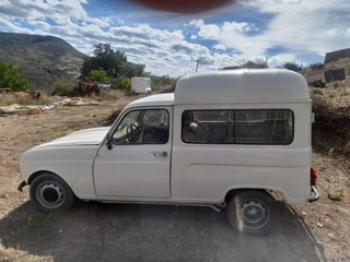 Renault 4 E-TECH 1994