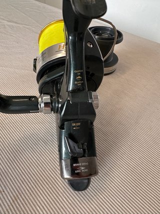 Carrete de pesca Helicon 5600NF + bobina