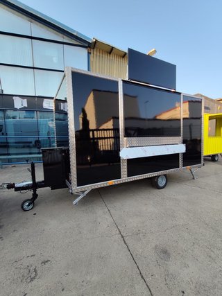 FOOD TRUCK