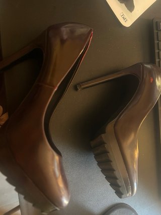 Zapatos de tacón Zara burdeos 12 cm