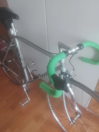 Bicicleta de carretera Zeus