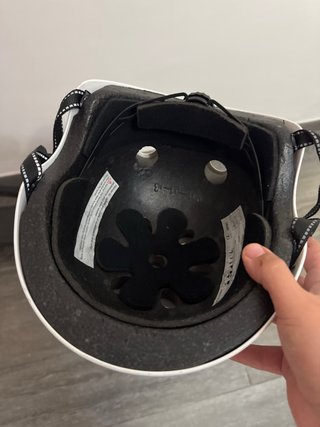 Patín Eléctrico Xiaomi Pro 2 y casco blanco