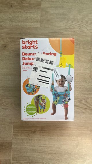 Saltador de puerta para bebé Bright Starts