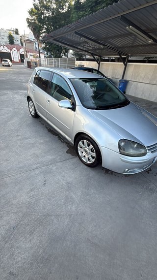 Volkswagen Golf 2003