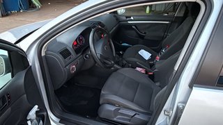 Volkswagen Golf 2003