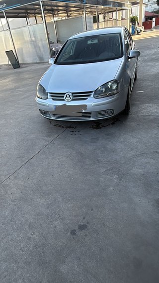 Volkswagen Golf 2003
