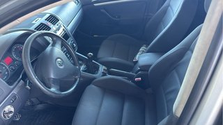 Volkswagen Golf 2003