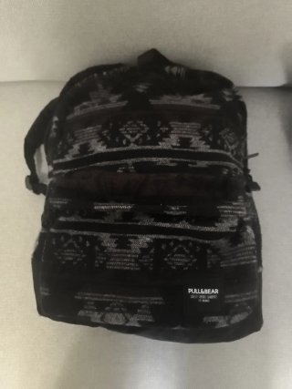 Mochila Pull&Bear étnica beige y marrón