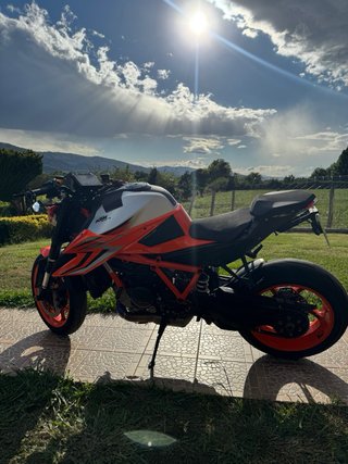KTM 1290 EVO Super Duke R