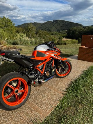 KTM 1290 EVO Super Duke R