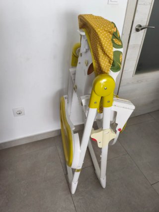 Trona de bebé con divertido estampado