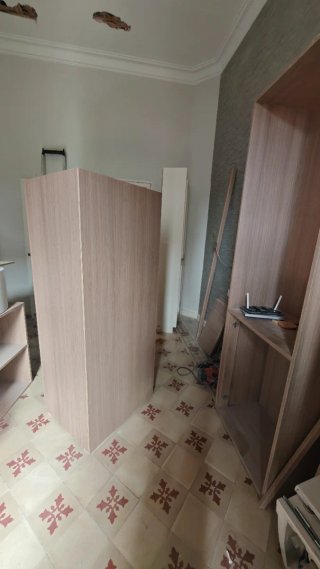 Armario vestidor de madera