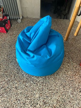 Pouf blu in tessuto