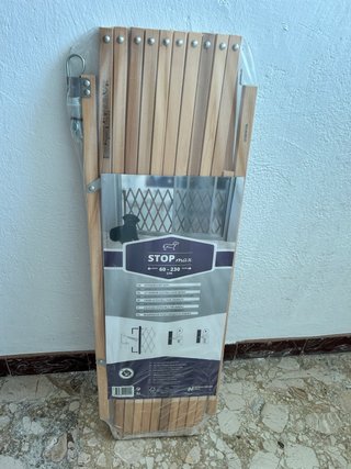 Barrera estensibile per animali domestici