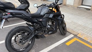 Zontes GK1 Negra
