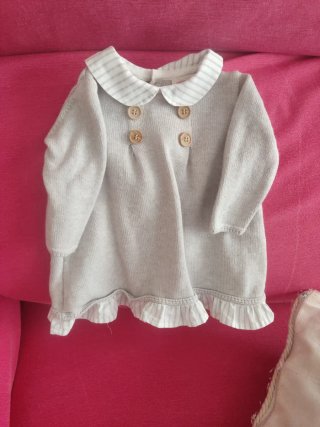 Vestido bebé punto con cuello y volantes