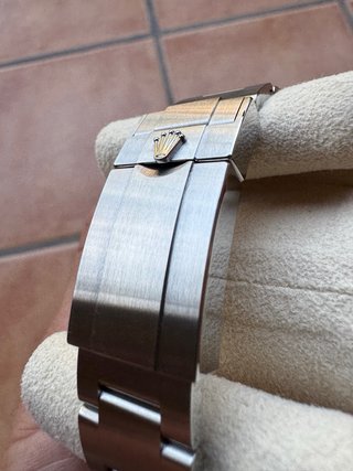 Rolex Explorer 224270 40mm