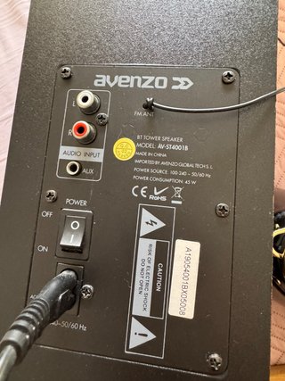 Altavoz Torre Negro
