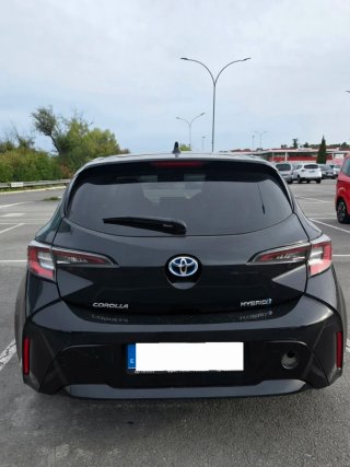Toyota Corolla 125H Feel! e-CVT · 2020 · 59.000 km
