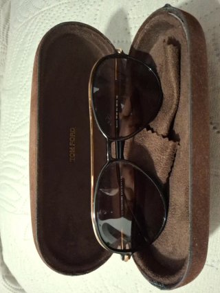 Gafas de Sol Tom Ford Negras y Doradas