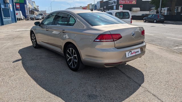 Volkswagen Passat 2016