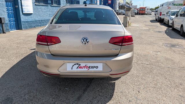 Volkswagen Passat 2016