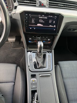 Volkswagen Passat 2021