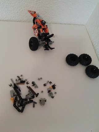 Lego Technic 9392 Quad Bike