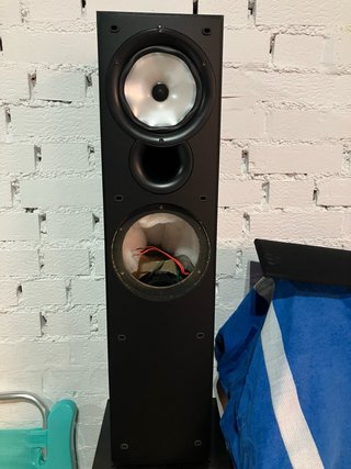 Altavoces KEF Negros