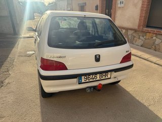 Peugeot 106 2001