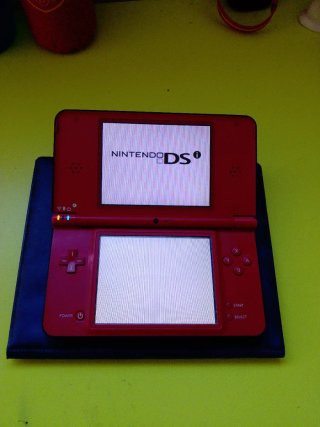 Nintendo DSi XL Edición Mario Bros 25 Aniversario