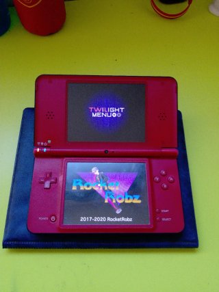 Nintendo DSi XL Edición Mario Bros 25 Aniversario