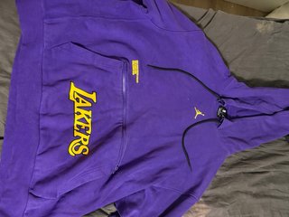Sudadera Lakers Canguro Nueva Morada/Amarilla